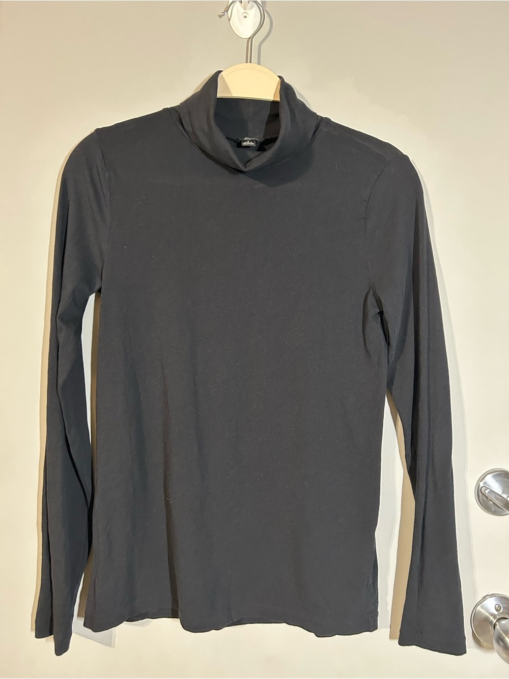J. Crew Black Long-Sleeve Turtleneck Tee Size Small cozy under layer 100% cotton